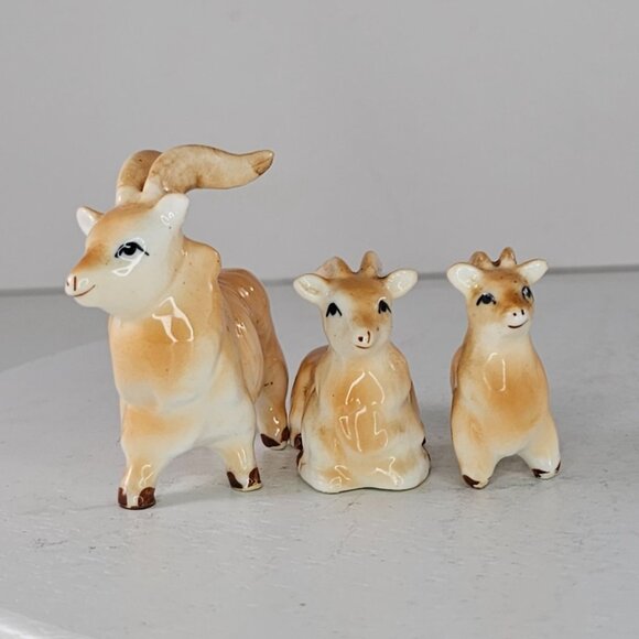 Vintage Bone China Billy Goat Family Miniature Figurines Sheep Ram Chubby - Picture 6 of 8